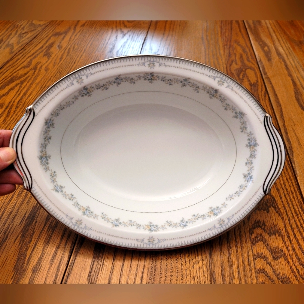 Noritake China Norwood 6011 Oval Vegetable Bowl 10"